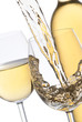 Weißwein einschenken