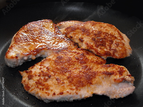 Photo: Putenschnitzel in der Pfanne Putenschnitzel in der Pfanne