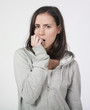 jeune femme tenue de sport craintive
