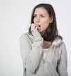jeune femme ennuis