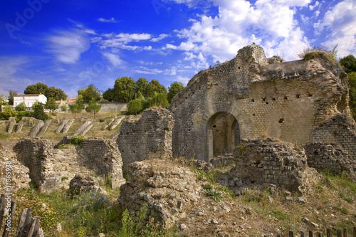 france,charente maritime,saintes : amphithéâtre gallo-romain