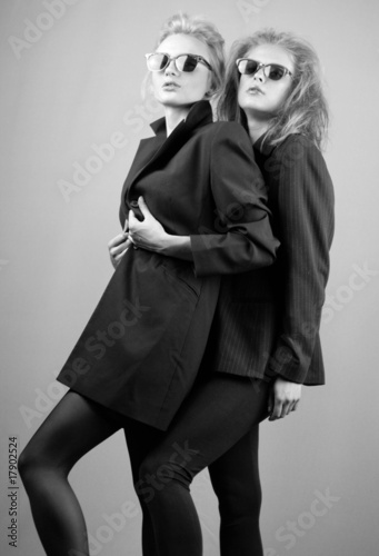 Photo: vantege girls vantege girls