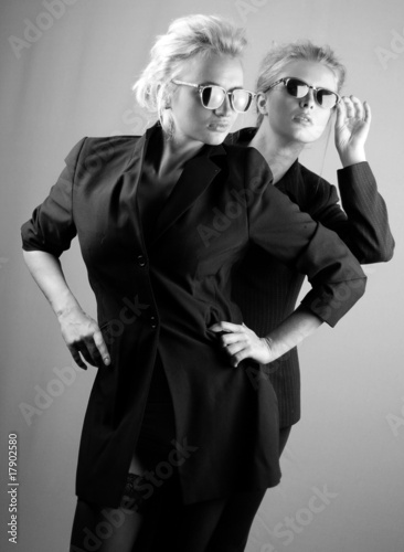 Photo: vantege girls vantege girls
