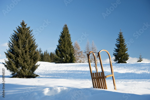 Foto: Sleigh in snow Sleigh in snow