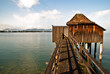 Badehaus mit Holzsteg am See V2