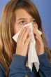Enfant malade se mouche