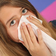 Enfant malade se mouche