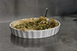 Lauch-Quiche auf Edelstahl