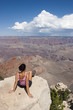 Femme seule au Grand Canyon