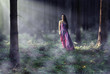 Frau im Wald