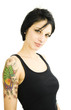 Sexy jugendliches Mädchen mit Tattoos