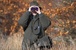 Jäger mit Fernglas