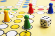 Foto: Würfelspiel - Gesellschaftsspiel - Parlour Game Würfelspiel - Gesellschaftsspiel - Parlour Game