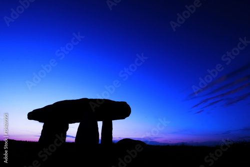 Lanyon Quoit Silhouette