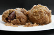 Vollwert Pflaumenknödel