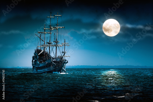 Photo: Flying Dutchman - sailing ship Flying Dutchman - sailing ship