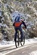 Ciclista in mountain bike