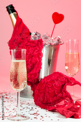 Photo: Valentine Seduction Valentine Seduction