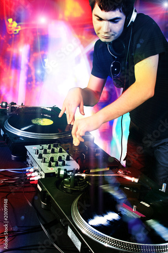 Photo: DJ DJ