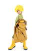 Jeune fille déguisé, bottes et perruque jaune