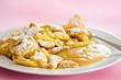 leckerer kaiserschmarrn mit apfelmus