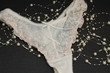 Foto: weisser damenslip weisser damenslip