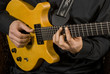 guitare-jazz-mains-01 guitare-jazz-mains-01