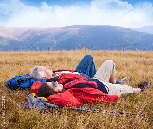 Foto: hiking seniors 27 hiking seniors 27