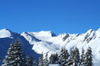 montagnes enneigées