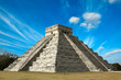 Image : Mayan pyramid in Chichen-Itza, Mexico