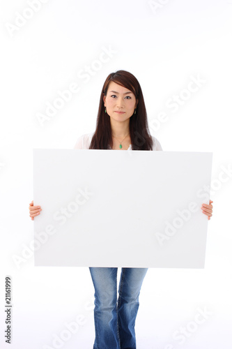 メッセージボードを持つ女性 メッセージボードを持つ女性