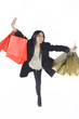 Donna con buste shopping rosse