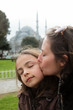 Photo: tendresse devant la Mosquée Bleue tendresse devant la Mosquée Bleue