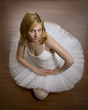 Ballerina seatetd