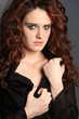 jeune  femme pleure