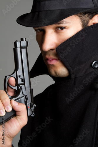 Photo: Sneaky Gun Man Sneaky Gun Man