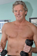 Hanteltraining im Wohnzimmer Hanteltraining im Wohnzimmer