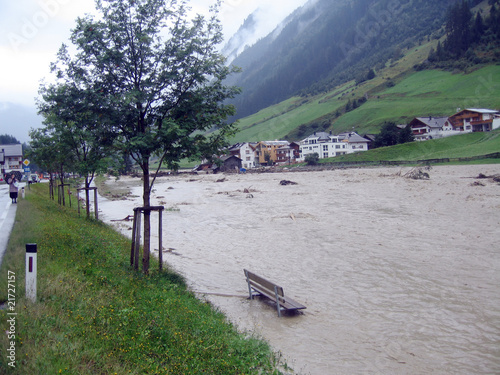 Foto: Hochwasser in Ischgl 2005 Hochwasser in Ischgl 2005