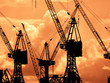 Scherenschnitt, Hafenkräne im Hamburger Hafen Scherenschnitt, Hafenkräne im Hamburger Hafen