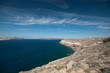 Weite Landschaft und Küste auf Santorin, Griechenland Weite Landschaft und Küste auf Santorin, Griechenland