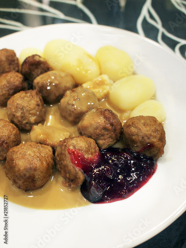 Photo: Swedish Meatballs (Kottbullar) Swedish Meatballs (Kottbullar)