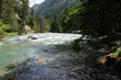 Pont d'Espagne: rivière dans la vallée