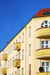 Foto: Hausansicht mit Balkons Hausansicht mit Balkons