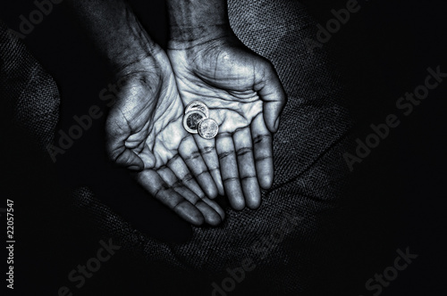 Foto: receiving aid receiving aid