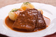 Sauerbraten mit Knödel