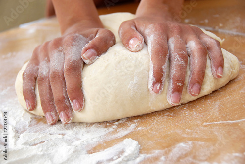 Foto: Kneading dough Kneading dough