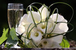 Bouquet de mariée et verre de champagne Bouquet de mariée et verre de champagne