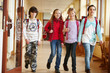 Gruppe Schulkinder