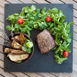 steack frite salade