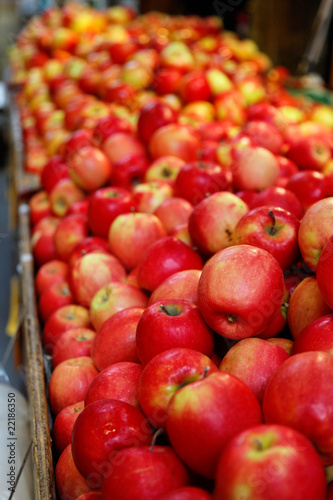 Photo: Delicious apples display Delicious apples display